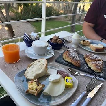 בית הארחה Lido Del Faro 4*