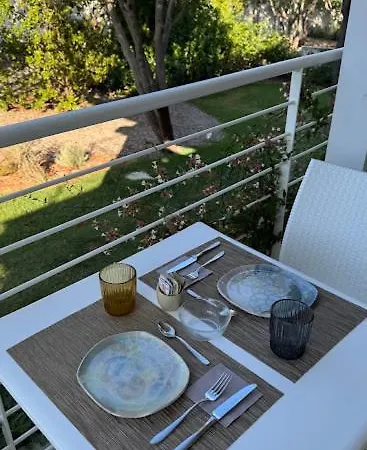 בית הארחה Lido Del Faro אולביה